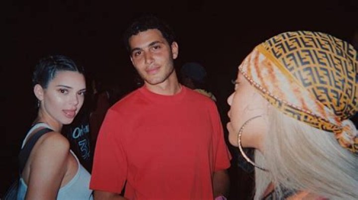 Kendall Jenner, Fai Khadra