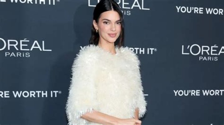 Kendall Jenner Rocks Bikini In Miami