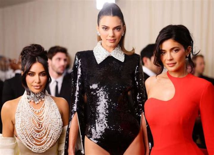 Kendall Jenner Takes A Break From Workout With Kylie’s BFF Stassi To Snap Selfie Revealing Abs