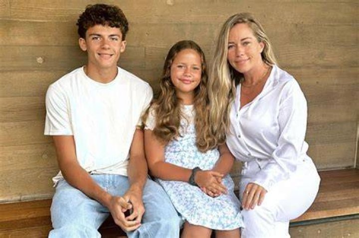 Kendra Wilkinson & Hank Baskett&rsquo;s Family: Photos