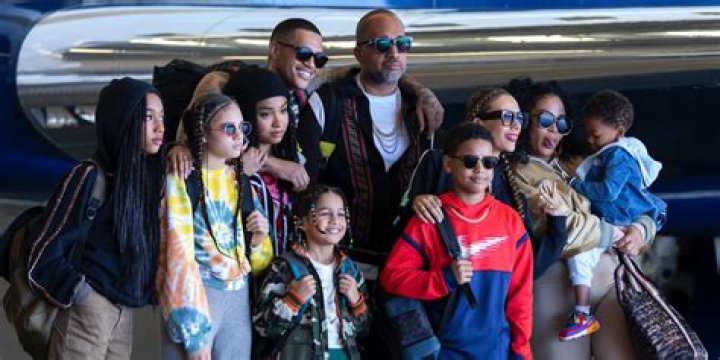Kenya Barris & Rashida Jones