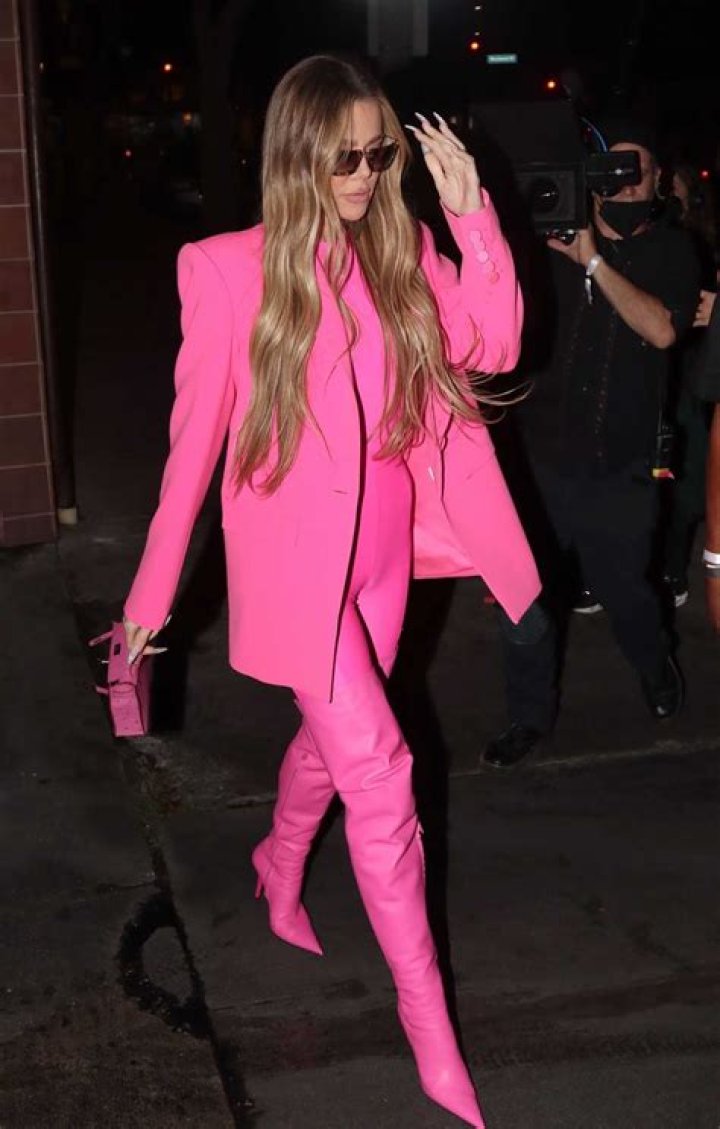 Khloe Kardashian In A Pink Tank Top