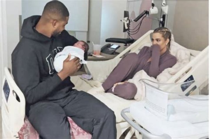 Khloe Kardashian Reveals Why She’s Taking ‘A Social Media Break’ After Spending Christmas With Tristan