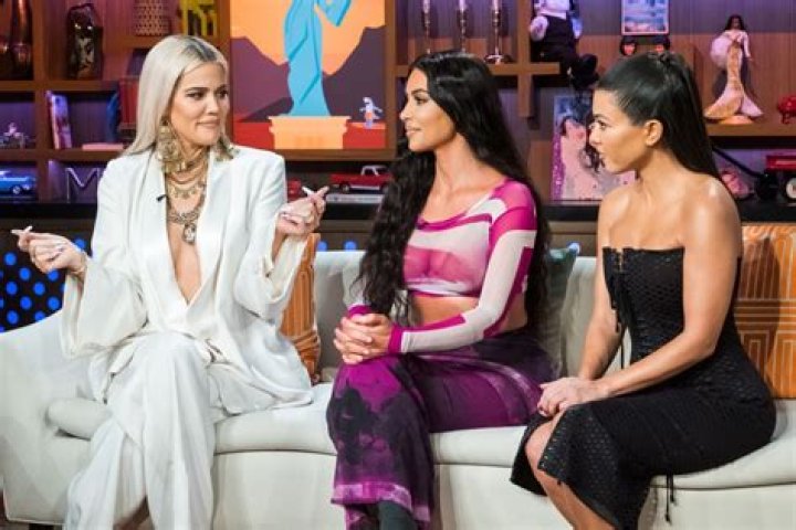 Kim Kardashian and Kourtney Kardashian