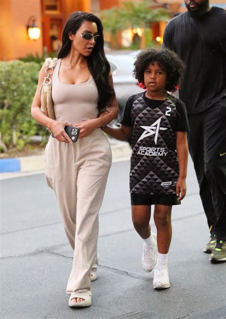 Kim Kardashian, Saint West, Chicago West