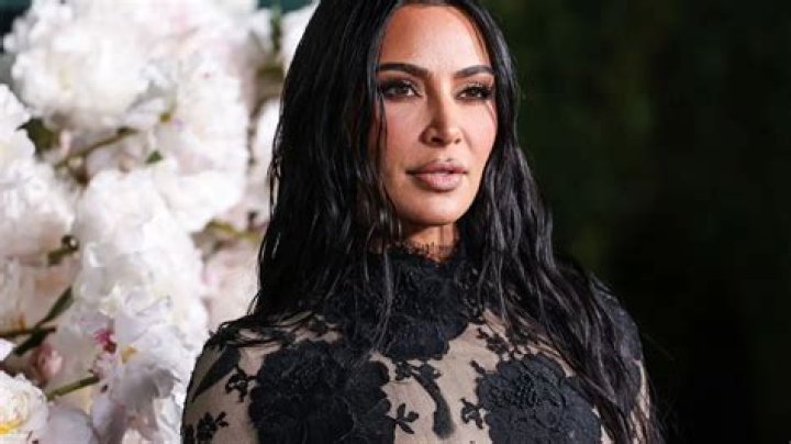 Kim Kardashian spotted in LA in a stunning fire design dress and a Balenciaga bag. Pictured: Kim Kardashian Ref: SPL5303539 130422 NON-EXCLUSIVE Picture by: Khrome / SplashNews.com Splash News and Pictures USA: +1 310-525-5808 London: +44 (0)20 8126 1009 Berlin: +49 175 3764 166 World Rights
