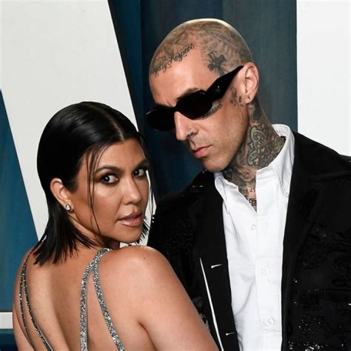 Kourtney & Travis Take The Kids To Craigs