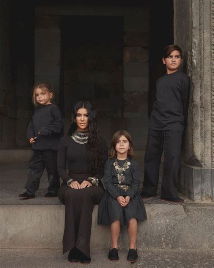 Kourtney Kardashian And Her Kids Leaves Kanye West&rsquo;s Church Service