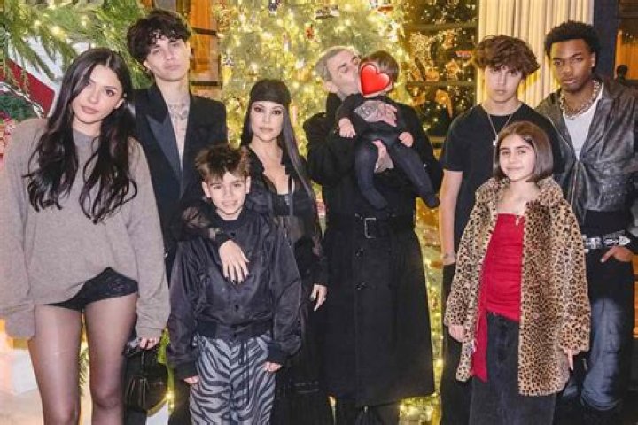 Kourtney Kardashian Travis Barker Christmas