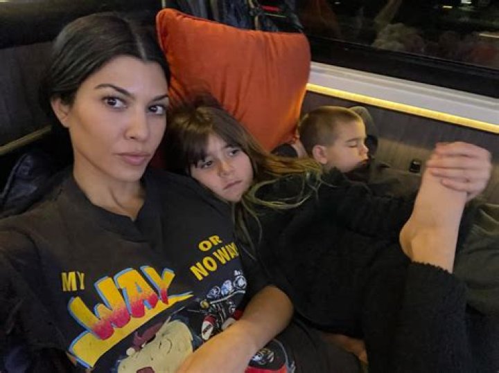 kourtney kardashian, travis barker, penelope disick