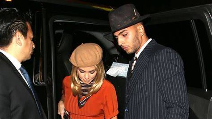 Kourtney Kardashian & Younes Bendjima’s Bonnie & Clyde Costumes 2017 – Hollywood Life