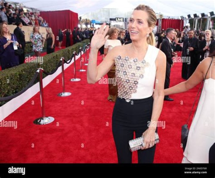 Kristen Wiig arrives at the Oscars on Sunday, Feb. 9, 2020, at the Dolby Theatre in Los Angeles. (Photo by Richard Shotwell/Invision/AP)