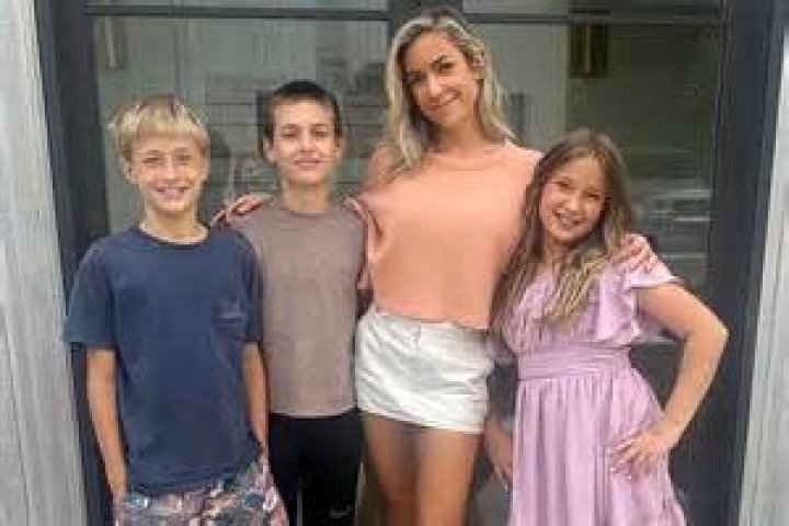 Kristin Cavallari Admits She’s Doing Her ‘Best’ Co-Parenting With Ex Jay Cutler: ‘I’m Learning As I Go’