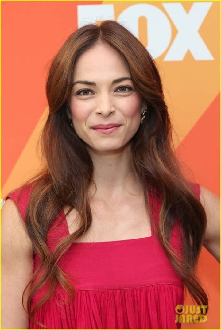 Kristin Kreuk — PICS
