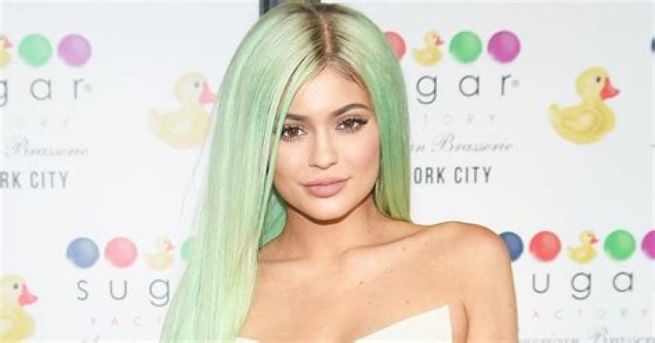 Kylie Jenner I started wigs