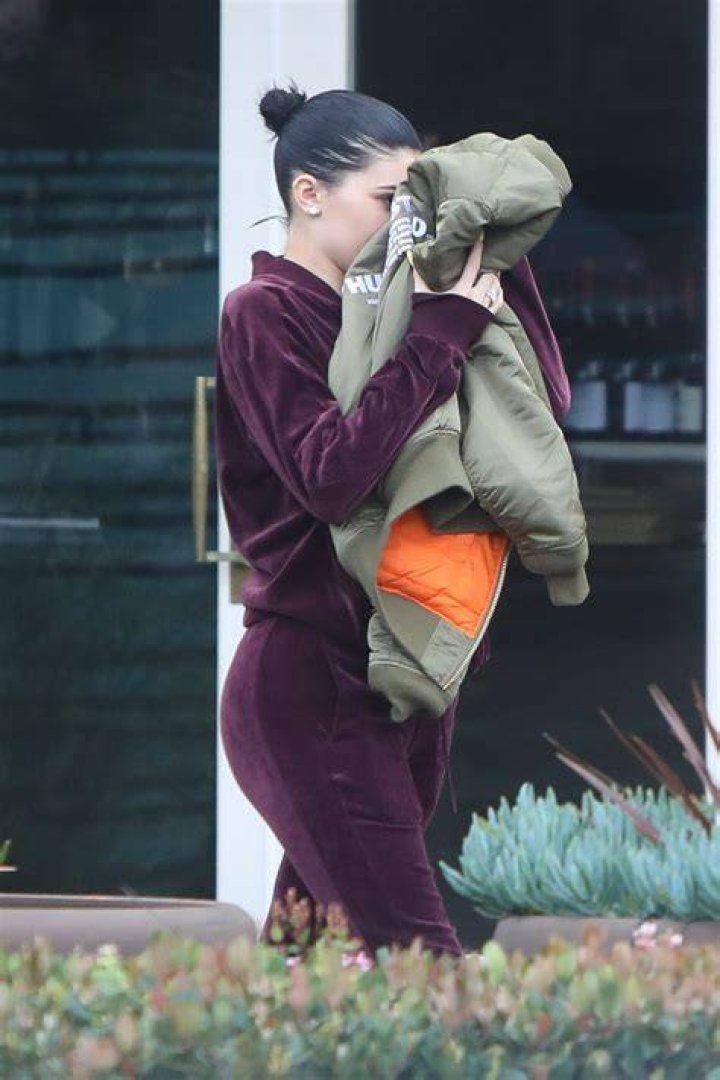 Kylie Jenner Kylie Jenner out and about in New York, USA - 29 Nov 2018 Kylie Jenner out and about in New York Wearing Iro
