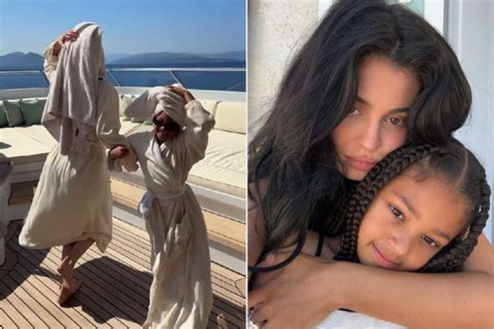 Kylie Jenner & Sofia Richie Twin In Black Bikinis & Matching Hats On Girls’ Trip — Pic