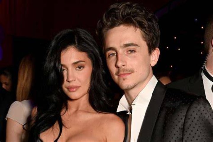 Kylie Jenner Spotted Getting Flirty With Drake At His Birthday Party: They Had ‘A Connection’