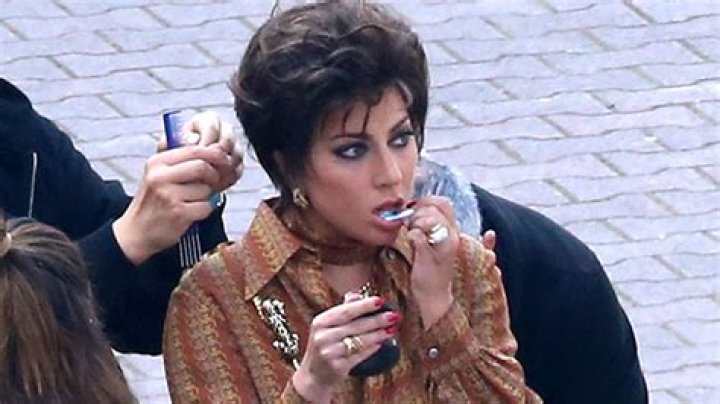Lady Gaga Brushes Teeth On ‘House Of Gucci’ Set — See Pics – Hollywood Life