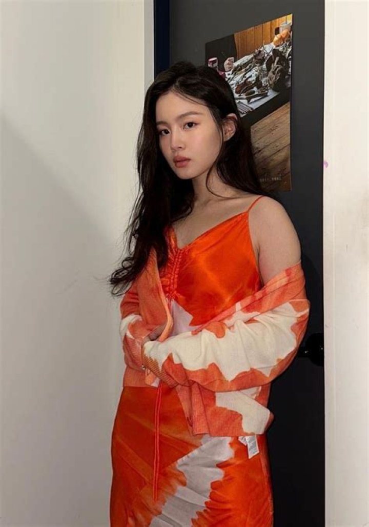 Lee Hi In &lsquo;No One&rsquo; Video