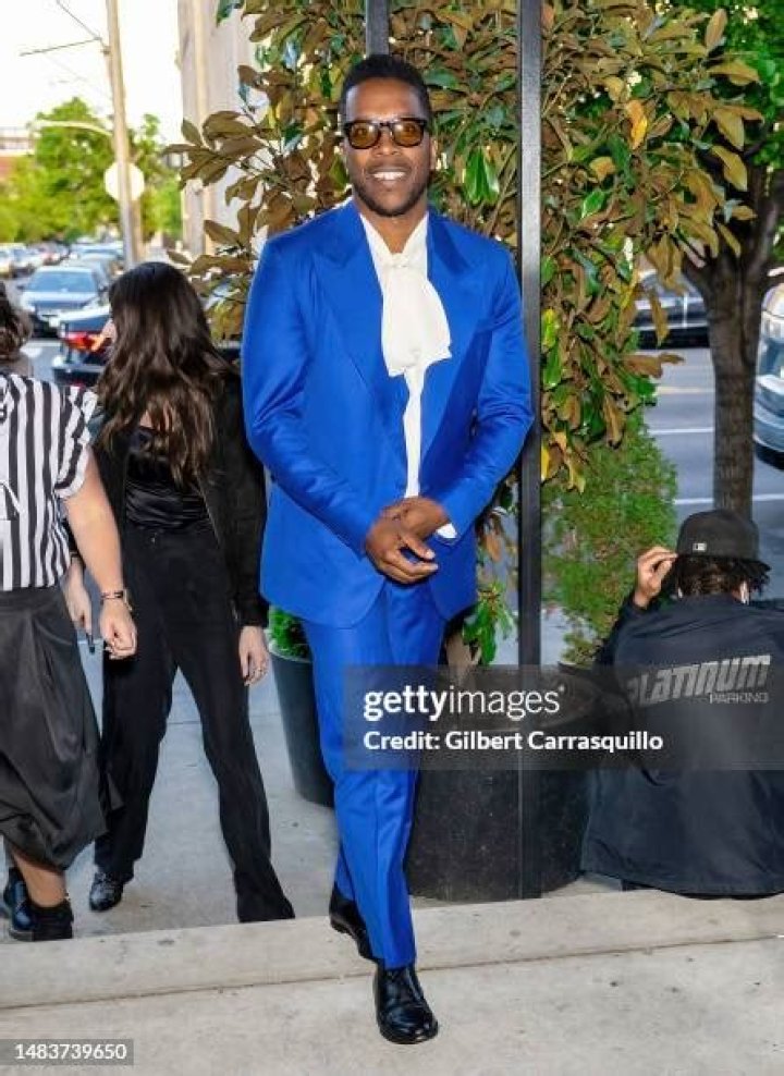Leslie Odom Jr. is seen shooting an ad for Bayer Aspirin