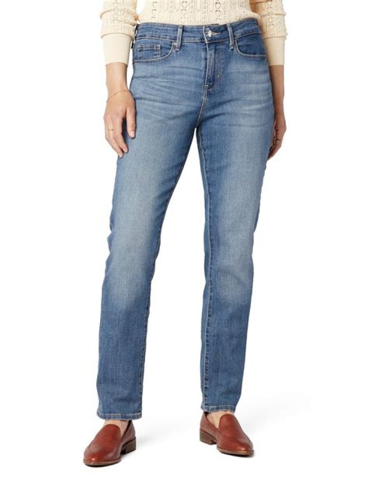 Levi Strauss Mid-Rise Slim Boyfriend Jeans