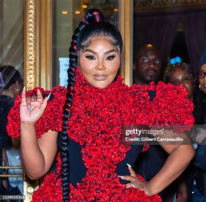 Lil Kim is seen leaving Christian Siriano fashion show during New York Fashion Week in New York CityPictured: Lil KimRef: SPL5252781 070921 NON-EXCLUSIVEPicture by: Ouzounova / SplashNews.comSplash News and PicturesUSA: +1 310-525-5808London: +44 (0)20 8126 1009Berlin: +49 175 3764 Rights