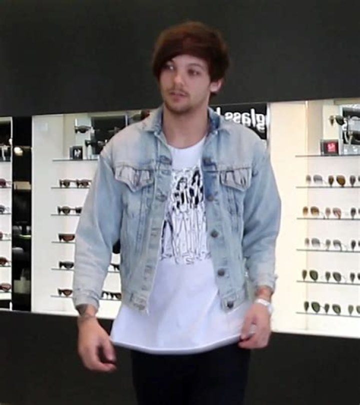 Louis Tomlinson Banned From Delivery Room