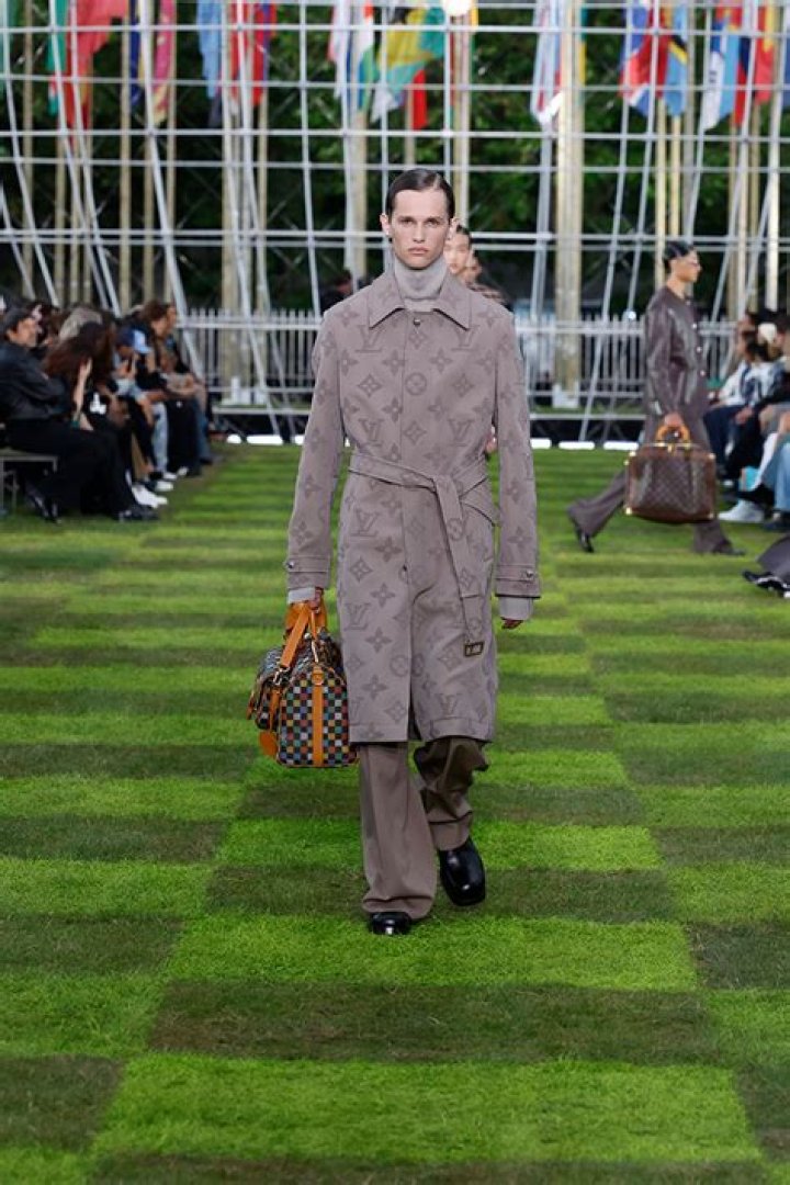 Louis Vuitton Men&rsquo;s Spring-Summer 2024 Show, Pont Neuf, Paris, France, &Icirc;le-de-France, France &ndash; 20 Jun 2023