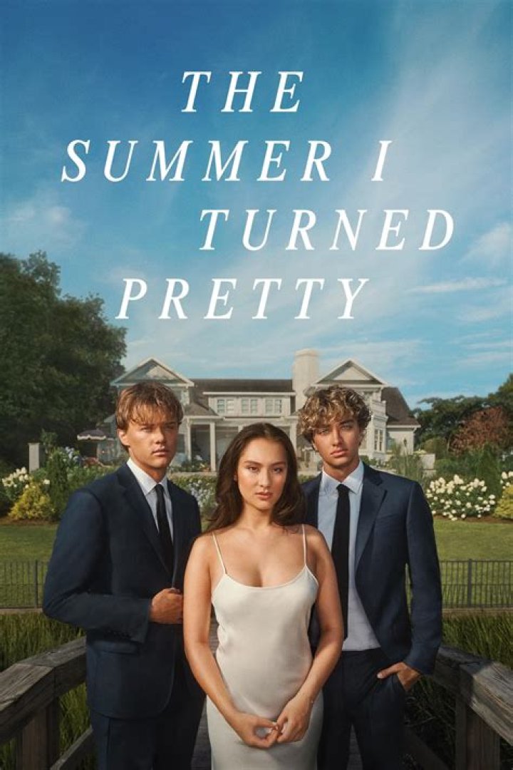 &lsquo;The Summer I Turned Pretty&rsquo;: Photos Of The Cast