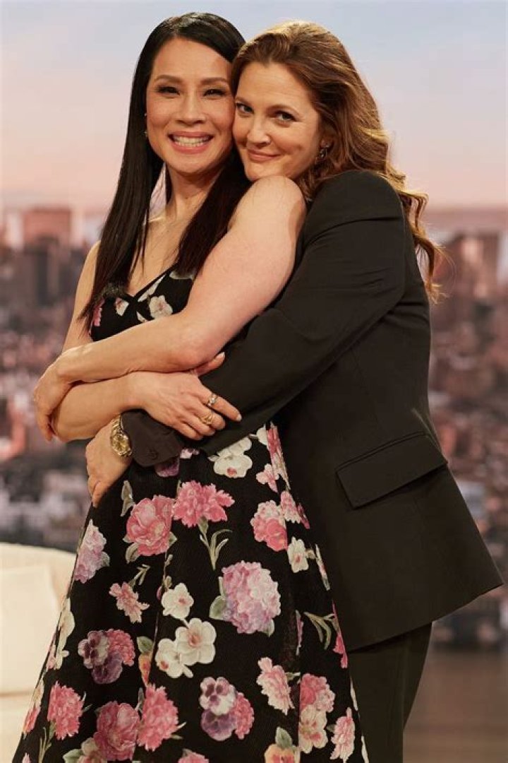 Lucy Liu & Drew Barrymore In &lsquo;Charlie&rsquo;s Angels&rsquo;