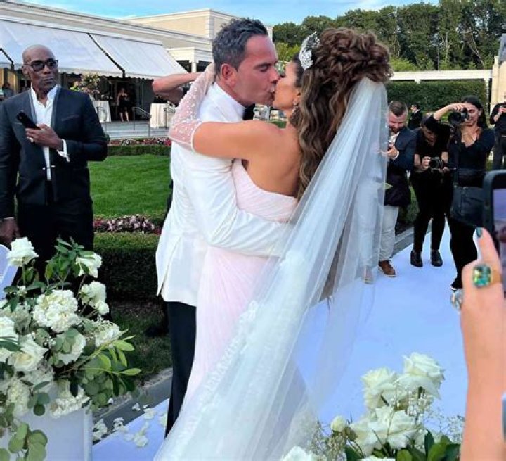 Luis Ruelas, Teresa Giudice