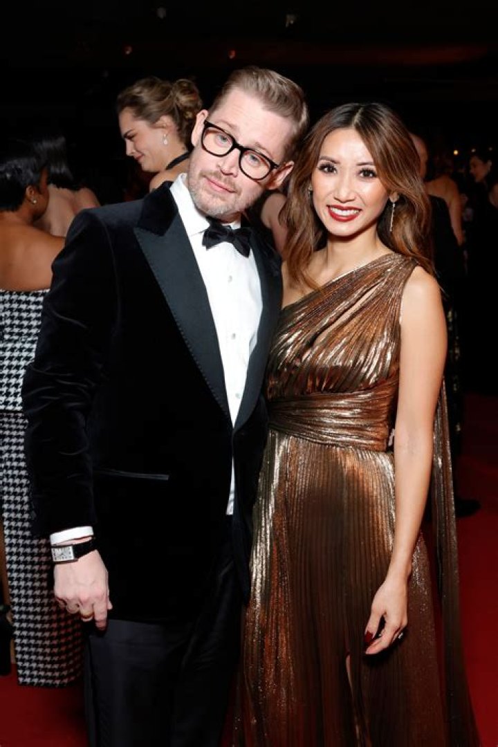 macaulay culkin and brenda song with their son