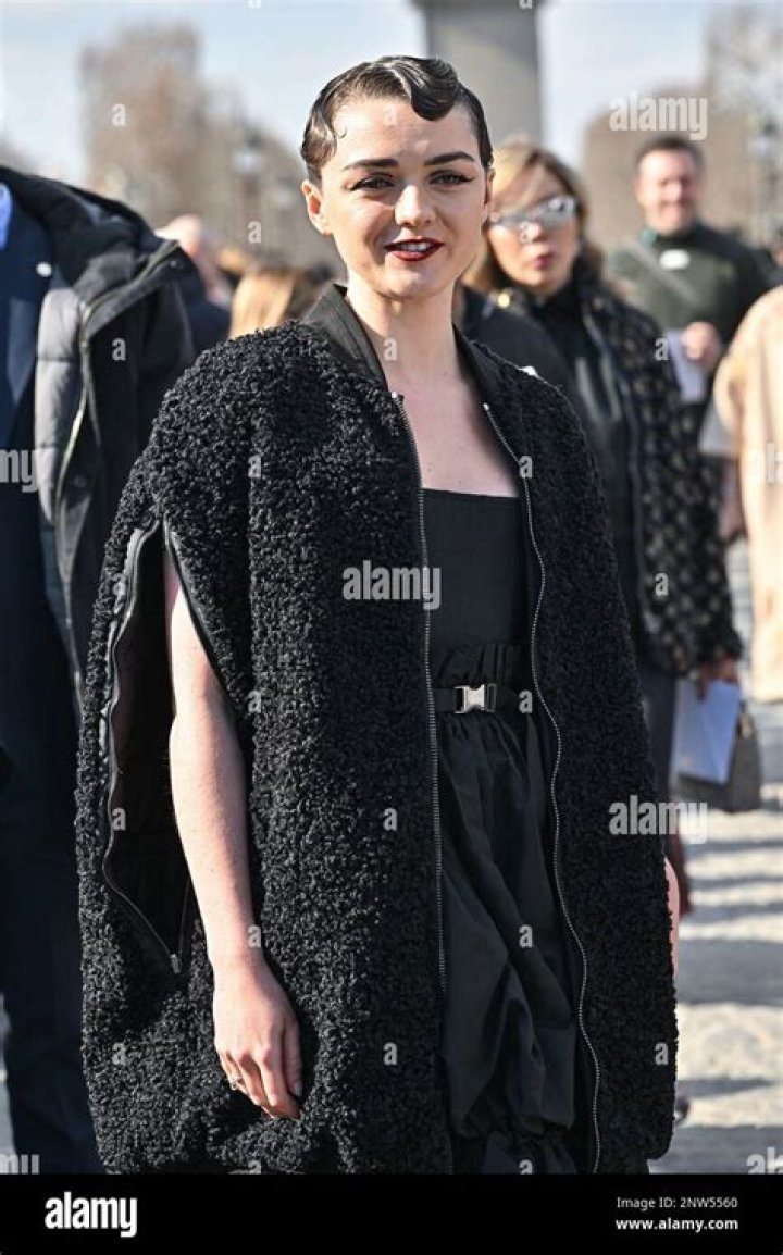 Maisie Williams arriving at Dior show during Fashion Week in Paris, France on February 28, 2023.PFW Dior Outside Arrivals JR, Paris, France - 28 Feb 2023