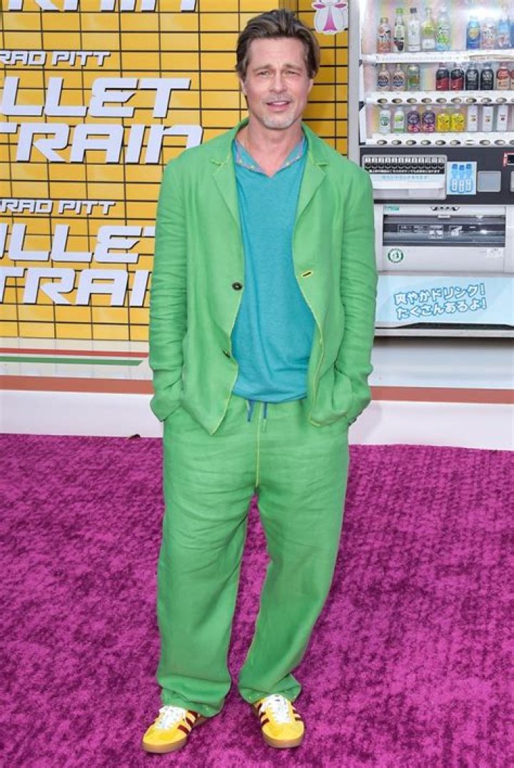 Male Celebs In Colorful Suits: Photos