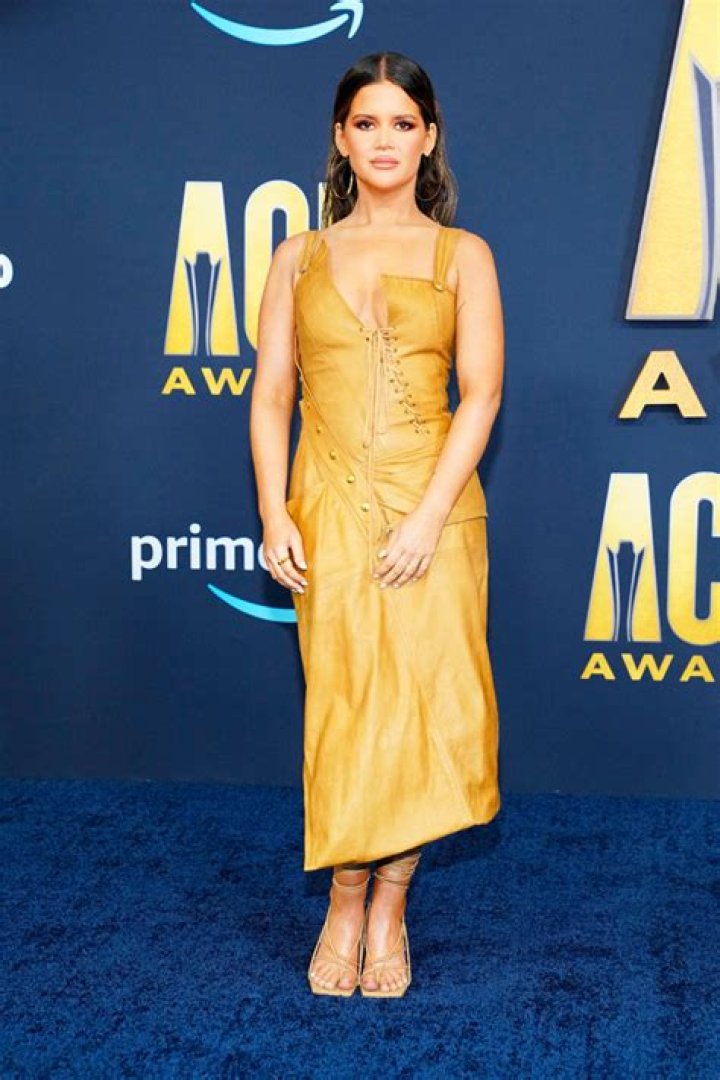 Maren Morris At ACM Awards 2022 — Plunging Leather Dress – Hollywood Life