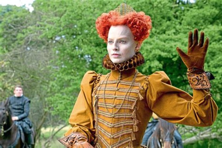 Margot Robbie as Queen Elizabeth I