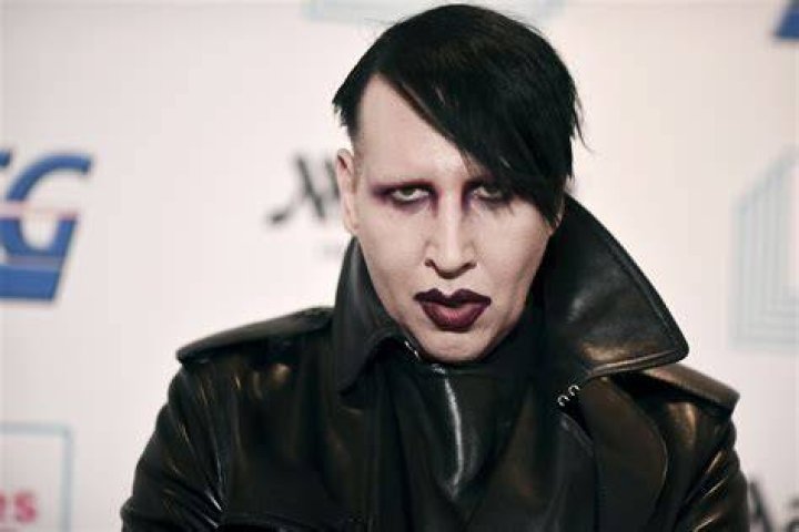 Marilyn Manson – Hollywood Life