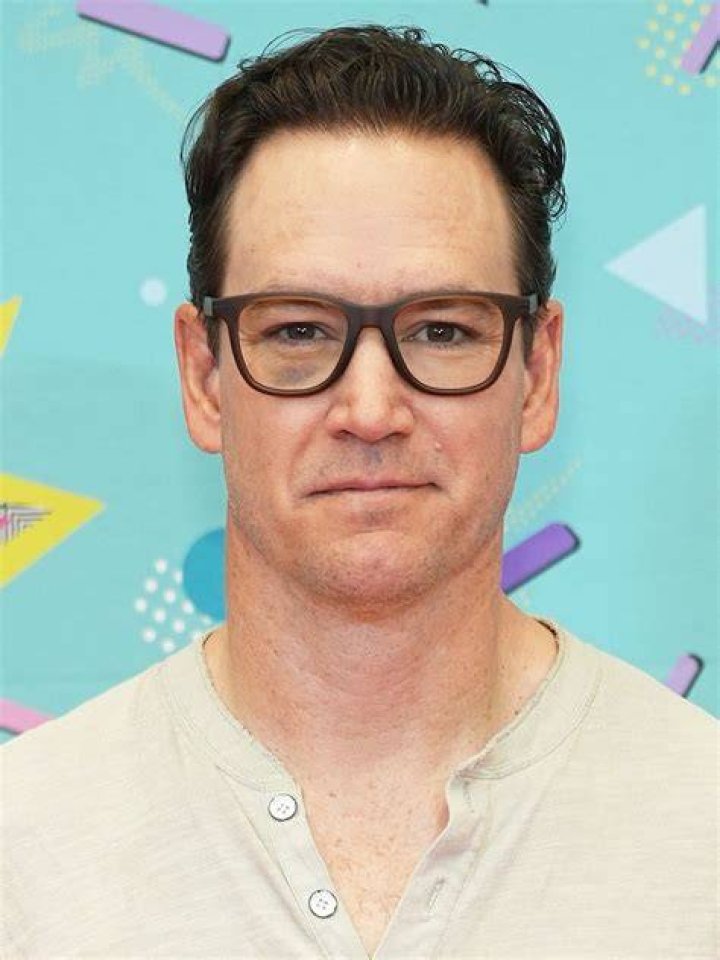 Mark-Paul Gosselaar Celebrity Bio – Hollywood Life