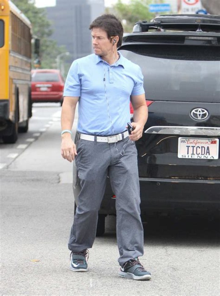 Mark Wahlberg Out In LA