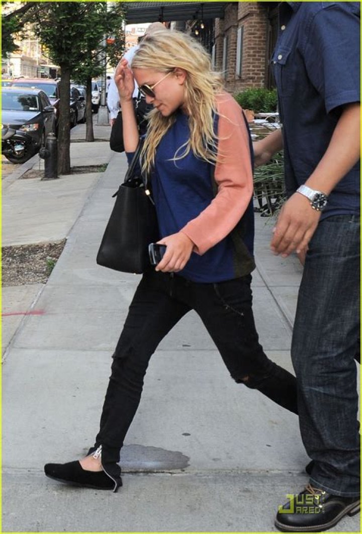 Mary Kate Olsen Pregnant