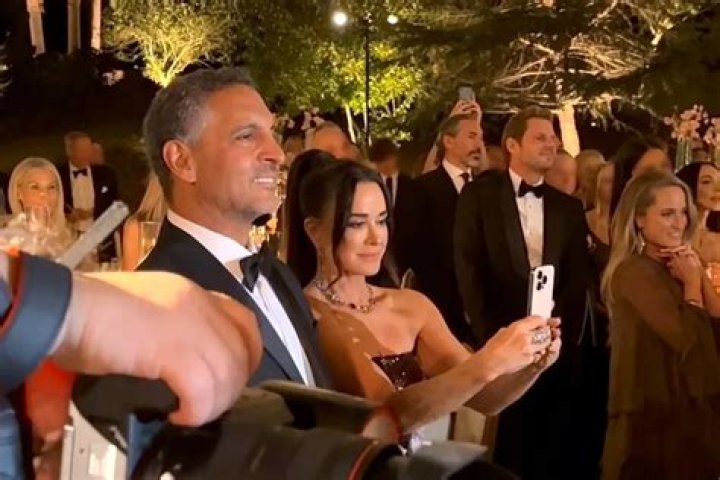 Mauricio Umansky and Kyle Richards