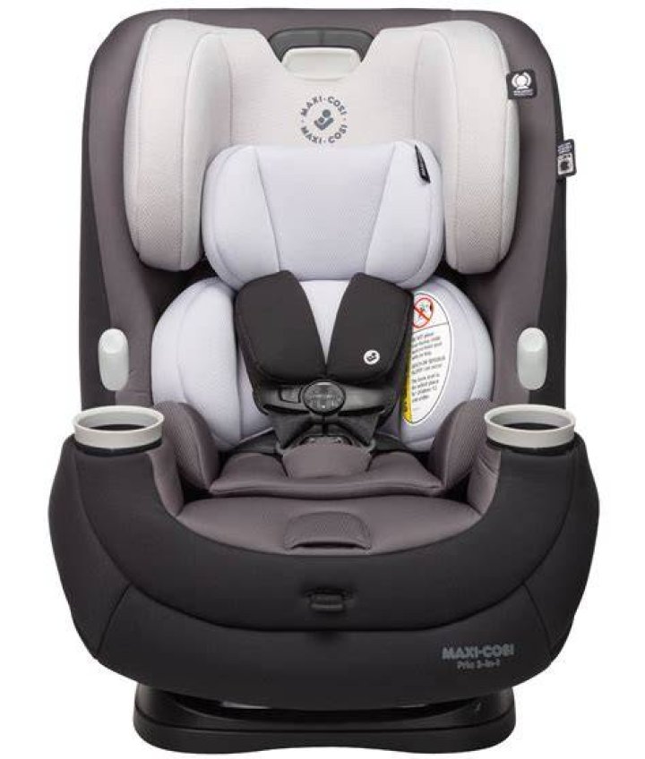 Maxi-Cosi Pria 3-in-1 Convertible Car Seat in Blackened Pearl