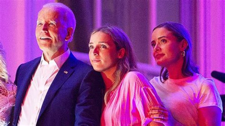 Meet The President’s 7 Grandkids – Hollywood Life
