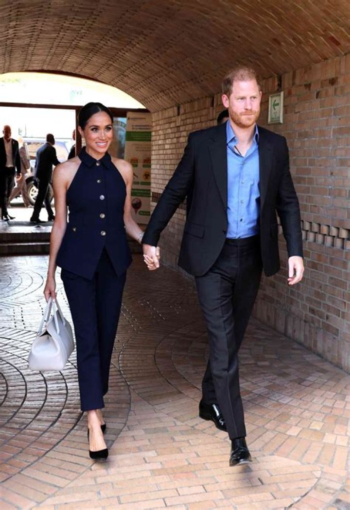 Meghan Markle in a Blue Cardigan