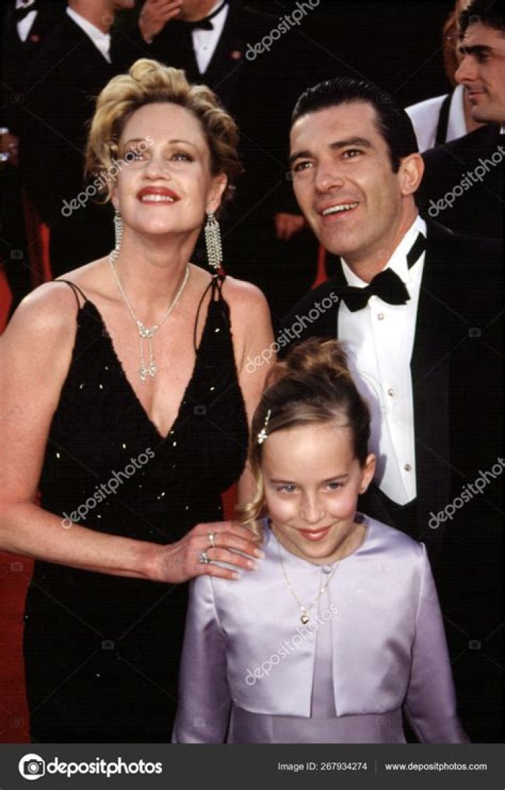melanie griffith, antonio banderas, and stella