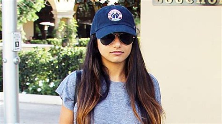 Mia Khalifa Admits Porn Videos Will Haunt Her For Life — See Comments – Hollywood Life