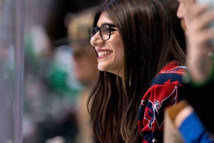 Mia Khalifa News, Photos And Videos – Hollywood Life