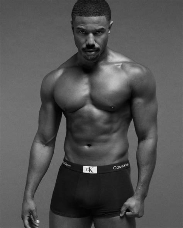 Michael B. Jordan Posts Shirtless Vacation Pic Taken By GF Lori Harvey – Hollywood Life