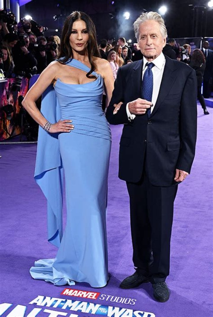 Michael Douglas, Catherine Zeta Jones’ PDA At ‘Antman’ Premiere: Photo – Hollywood Life